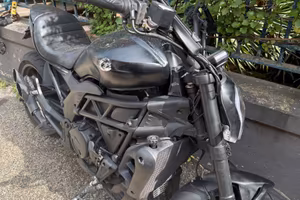Benelli 502c incidenta parzialmente