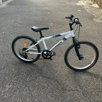 Bici 20” ROCKRIDER ST120 bianca.