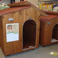 Cucce-Cuccia in legno per cani-gatti. Da esterno