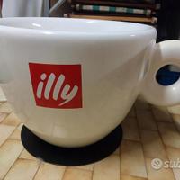 Maxi tazza gigante Illy caffè sgabello seduta