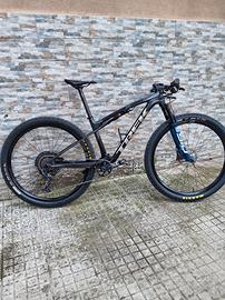 Trek Supercaliber Gen 2 entra e leggi