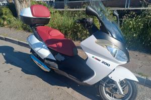 Aprilia Atlantic 200