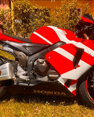 Honda CBR 600RR 2005