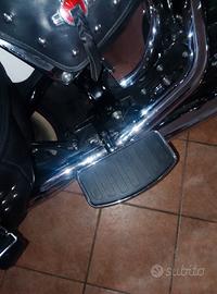 Pedane  per moto custom