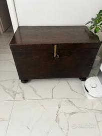Cassa in legno antica