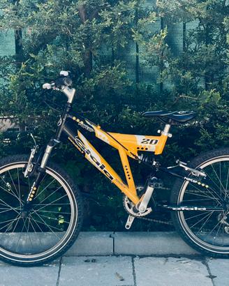 Bicicletta raptor Atala misura 20