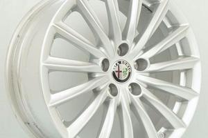 Cerchi in lega da 17 originali alfa romeo giulia