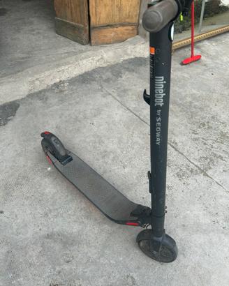 Monopattino segway ninebot fuzionante