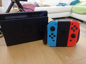 Nintendo swich con 2 giochi (guarda descrizione)