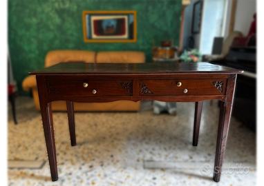 Scrivania/scrittoio vintage in castagno anni ‘60