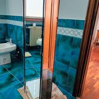 ARMADIETTO DA BAGNO A MURO,  IN VETRO