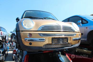 MINI COOPER ANNO-2004