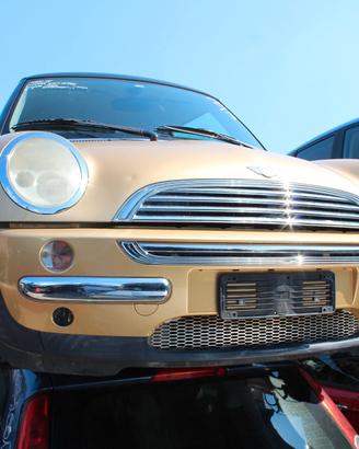 MINI COOPER ANNO-2004