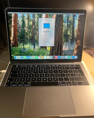 MacBook pro 13 2019 con accessori|300 cicli carica