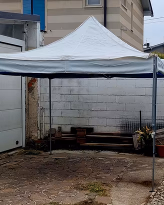 Gazebo 3 x 3 mt