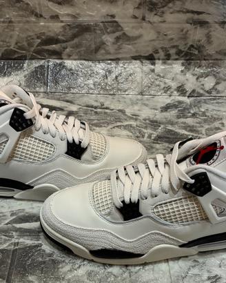 Air Jordan 4 Retro OG Flight Club