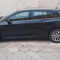 megan sposter 100 000 km tutta taglianda Renaul 