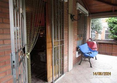 Immobile in asta di 182 m² con 3 locali e box auto