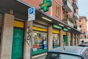 Negozio commerciale zona Bolognina