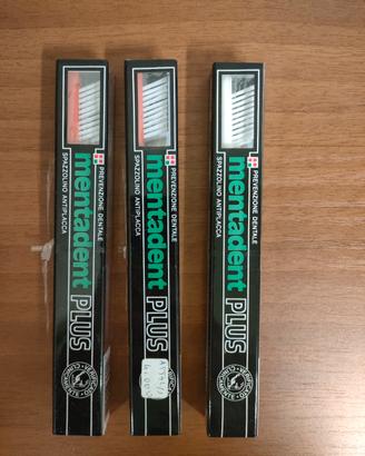 Spazzolini Mentadent anni 90 da collezione 
