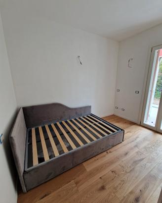 Letto contenitore una piazza e mezza