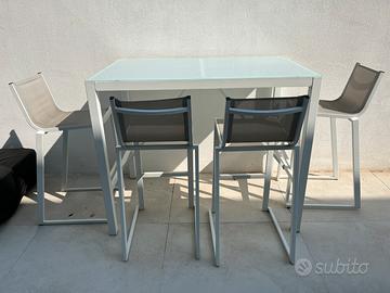 Set completo tavolo alto e sedie giardino