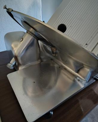 affettatrice professionale Bizerba lama 330 