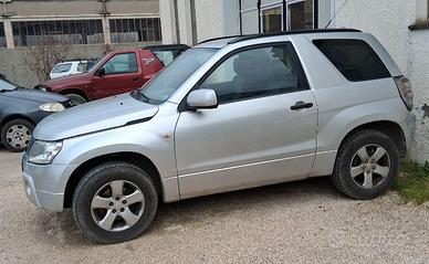 Suzuki Gran Vitara 1.9 DDiS 4x4 - 3 porte