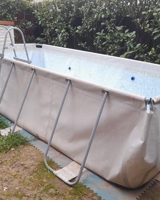 piscina bestway  4 metri per due usato 