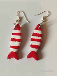 orecchini  fatti a mano in argilla.