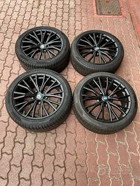 Pirelli Run Flat  245/45 R20 & 275/40 R20 . BMW X4