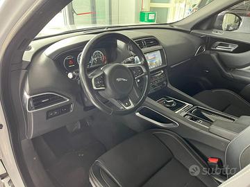 F PACE R SPORT