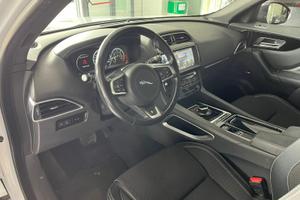 F PACE R SPORT
