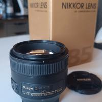 Nikon 85mm f1.8