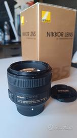 Nikon 85mm f1.8