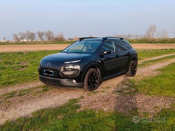 Citroën C4 Cactus 1.6 BlueHDi 100cv | Total Black 