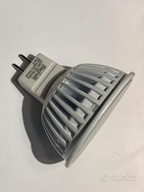 7 faretti Beghelli GU5.3 830 Bianco caldo