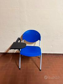 Sedia sala conferenza con scrittoio