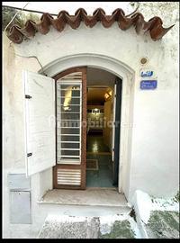 Vendita appartamento centro storico Sperlonga