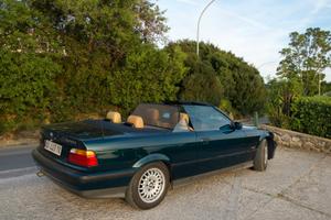 BMW 320i Cabrio