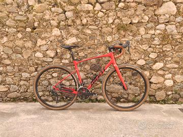 Gravel Giant Revolt 1 L