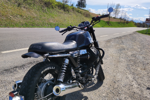 Moto Guzzi V7 special