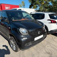 Smart Forfour 2015 1.0 benzina motore 281290 H4D p