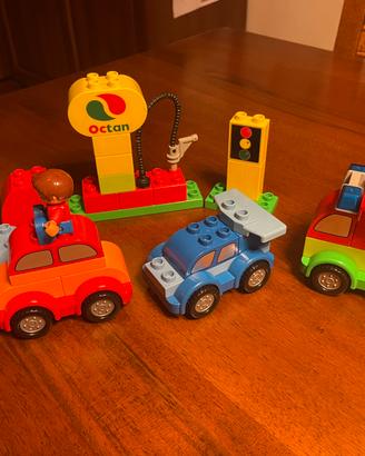 Lego duplo auto creative con pompa benzina