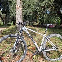 bici Trek mountainbike 29 freni a disco