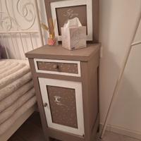 comodino tavolino d'epoca 