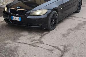 Auto solo per export