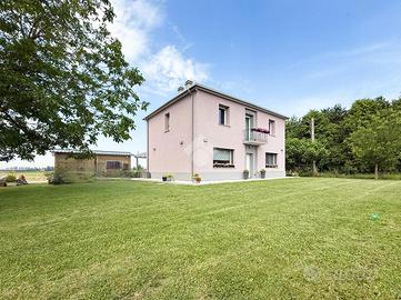 VILLA SINGOLA A MOLINELLA