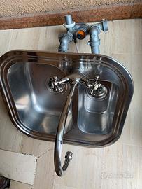 lavandino cucina completo di tutto