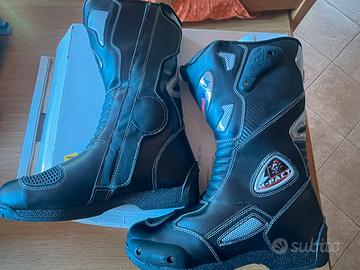 Stivali moto nuovi N. 44